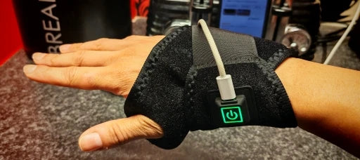 Heating Wrist Support with Temperature Adjustment