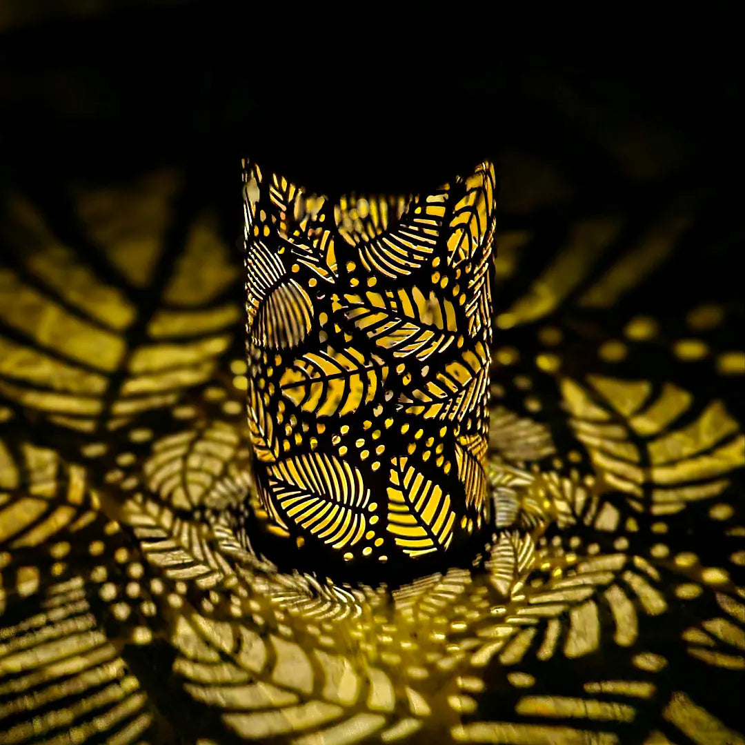 Solar Lanterns with Dappled Light Effect - Oasis