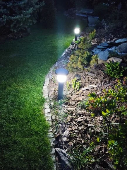 Intelamp Solar Pathway Lights