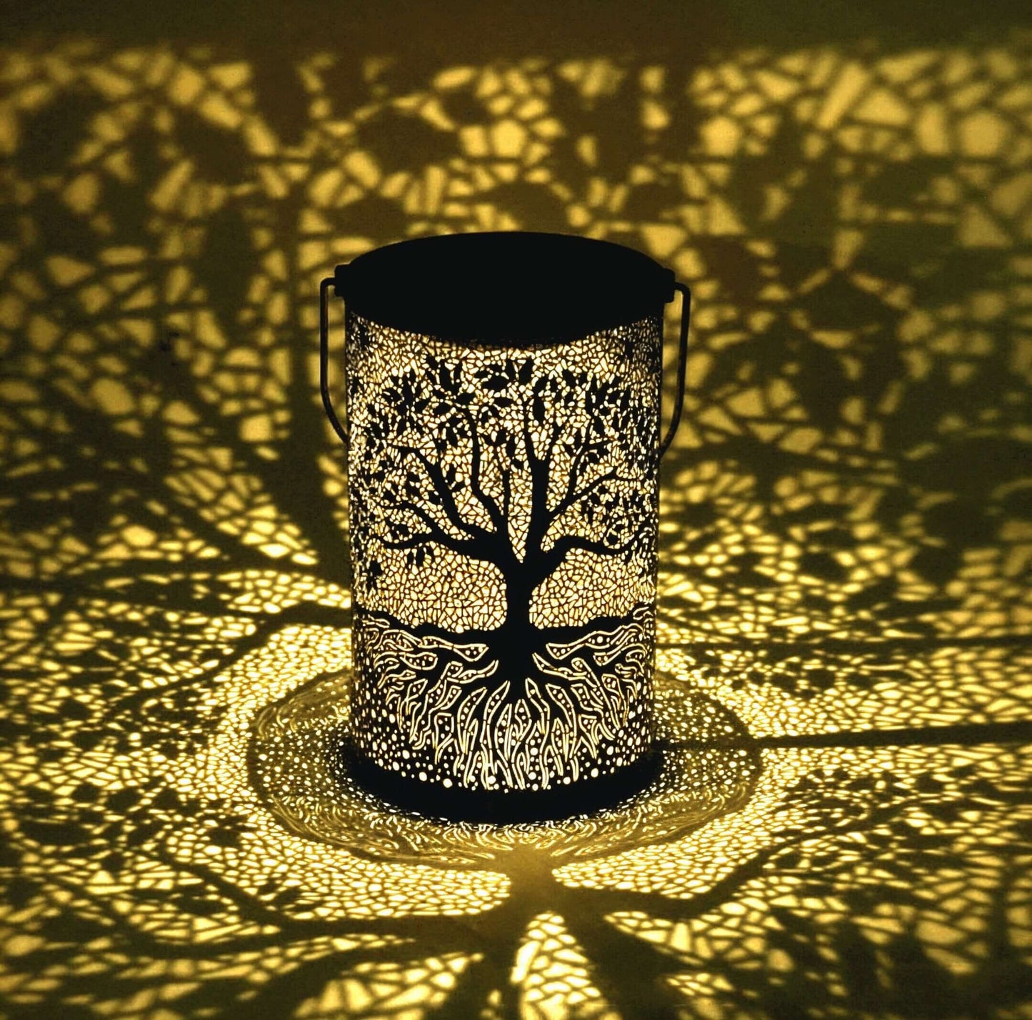 Cozy Vintage Solar Lamp