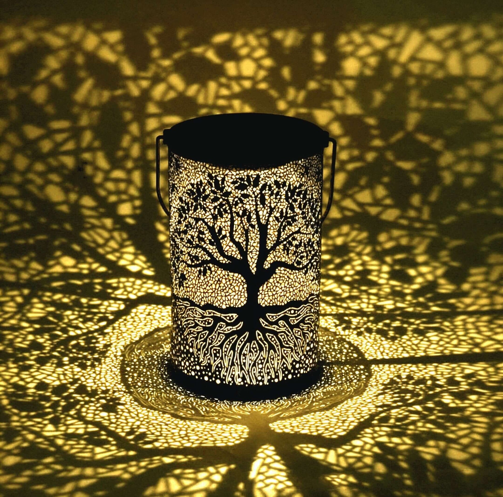 Cozy Vintage Solar Lamp